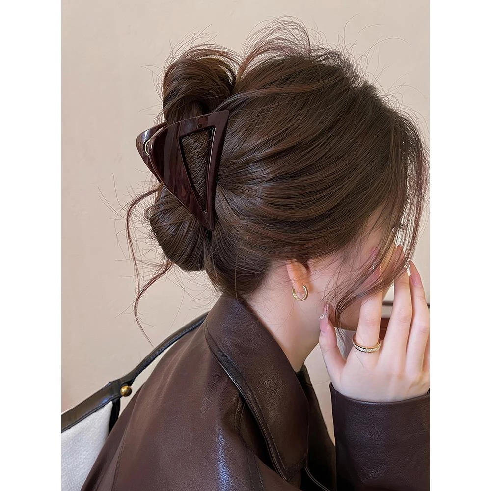 巧克力棕头发抓夹鲨鱼夹2025新款高级感发夹后脑勺夹子上班族发饰