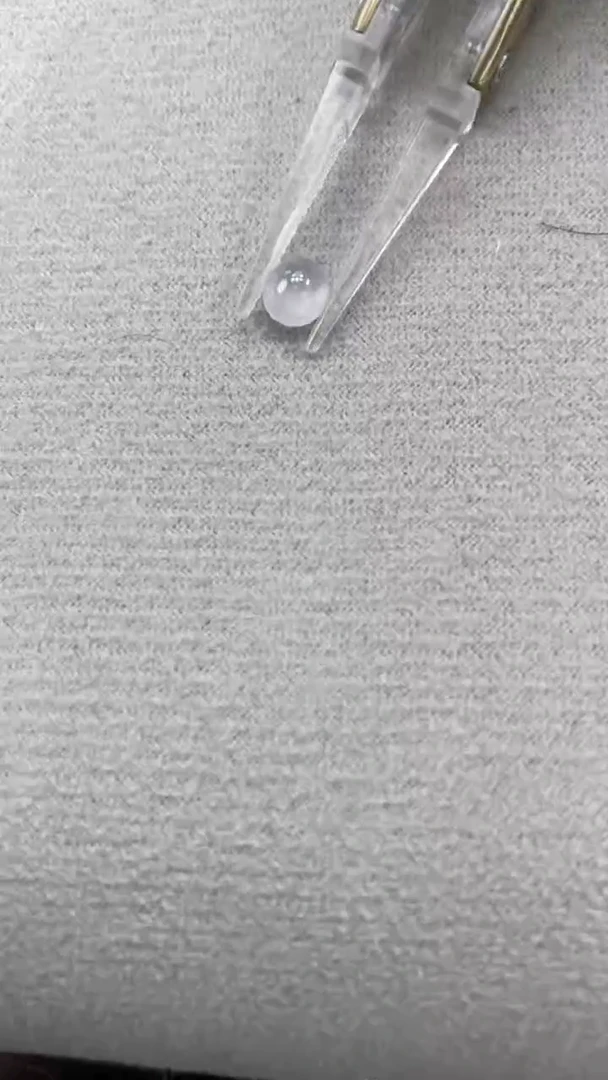 翡翠裸石未镶嵌闻*蛋面