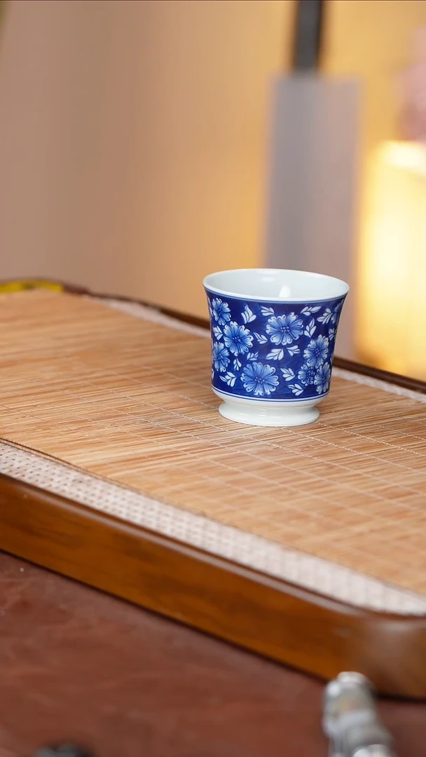 手工手绘青花主人杯