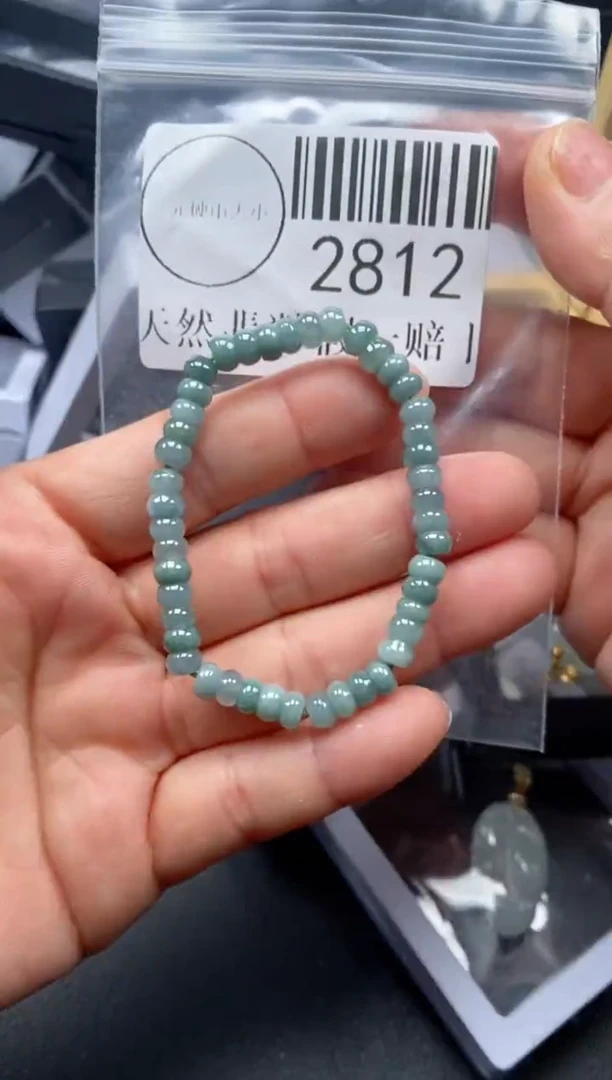 吊坠(不含链)未镶嵌翡翠2812