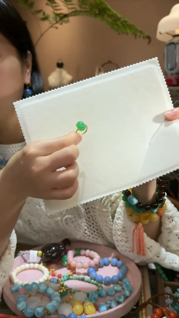 18K金镶嵌戒指玛瑙/玉髓天然澳玉耳钉