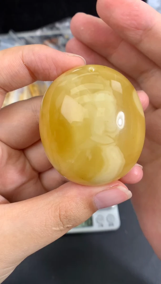 蜜蜡未镶嵌珠宝奇石1