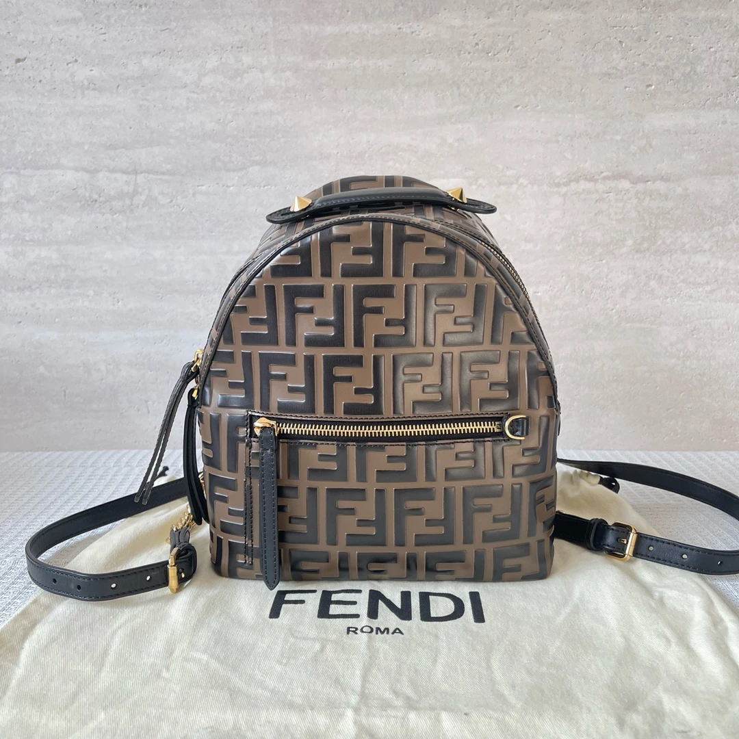 95新 FENDI/芬迪 安安/箱包/TYP882511300042