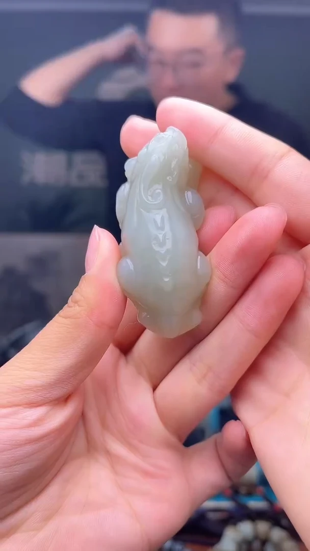 未镶嵌和田玉挂件1