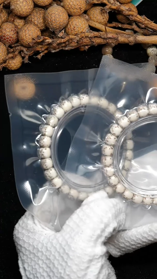 手串星月菩提8*7灰背河豚-2031