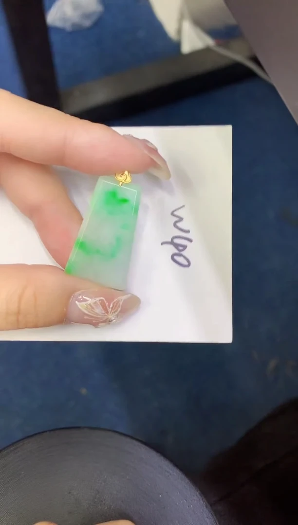 【闪购商品】翡翠颈饰18K金镶嵌0000000000