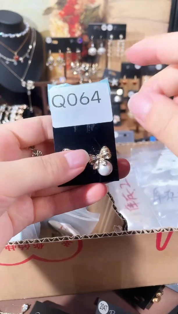 合金925银锆石Q064