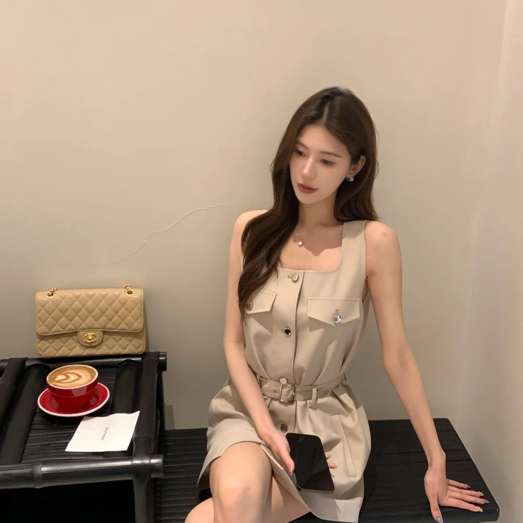 【禾呈】高级感工装风背心连衣裙2025显瘦气质无袖衬衫裙10243