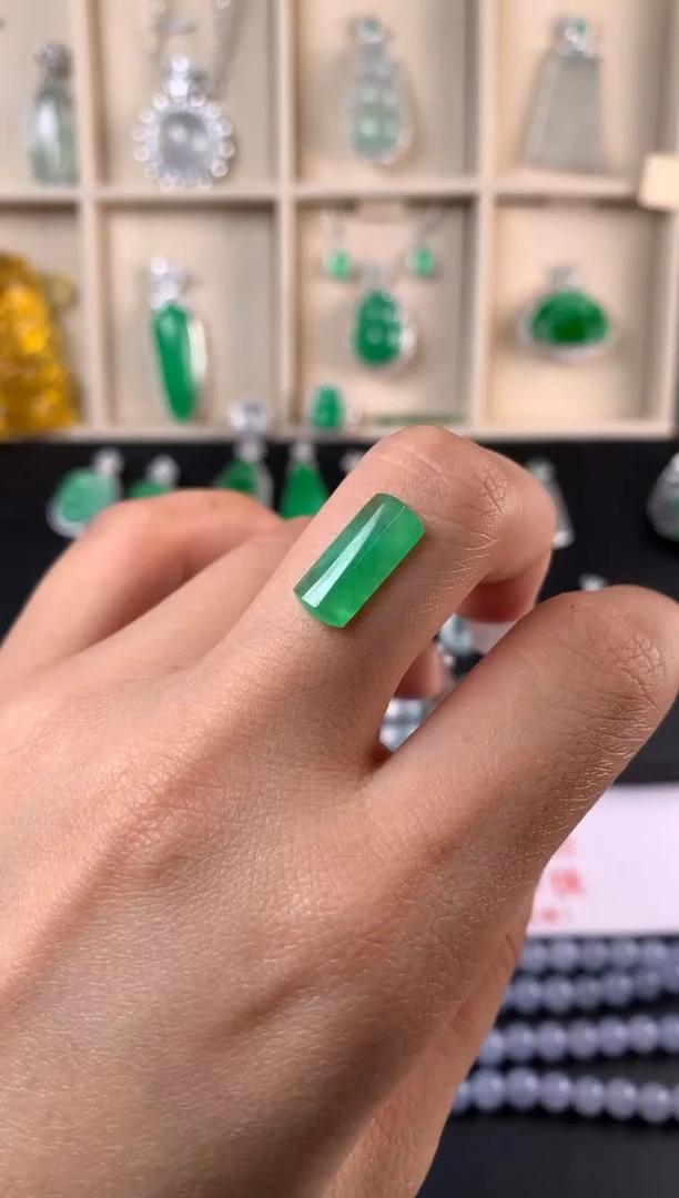 未镶嵌定制翡翠裸石（镶嵌定制）