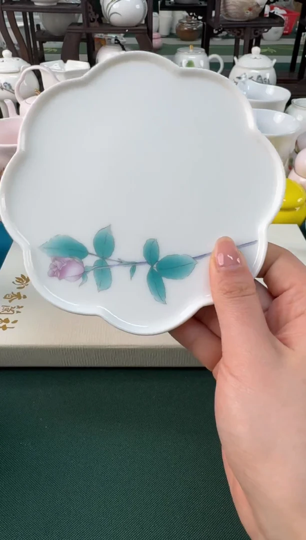 【闪购商品】瓷器 ······.......