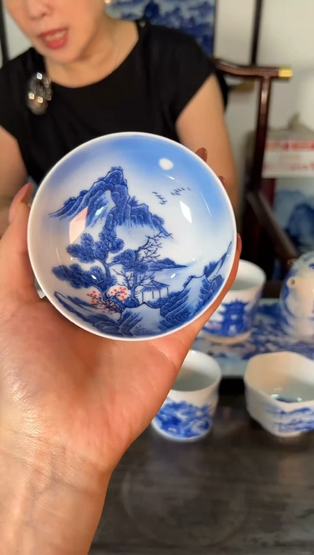 吴小琴