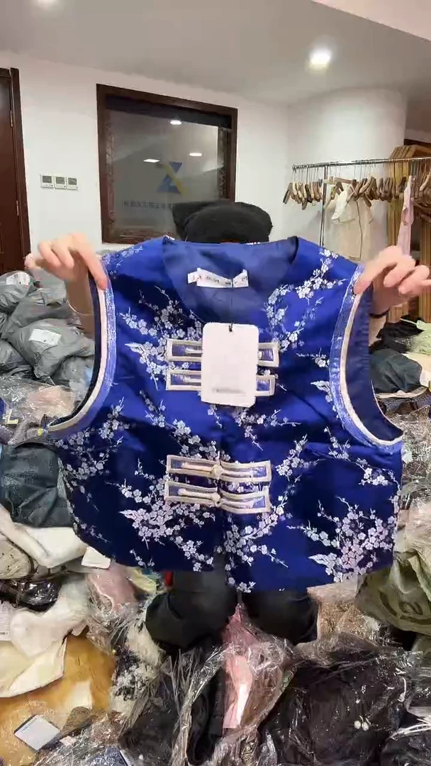 L码        110-120斤   马甲