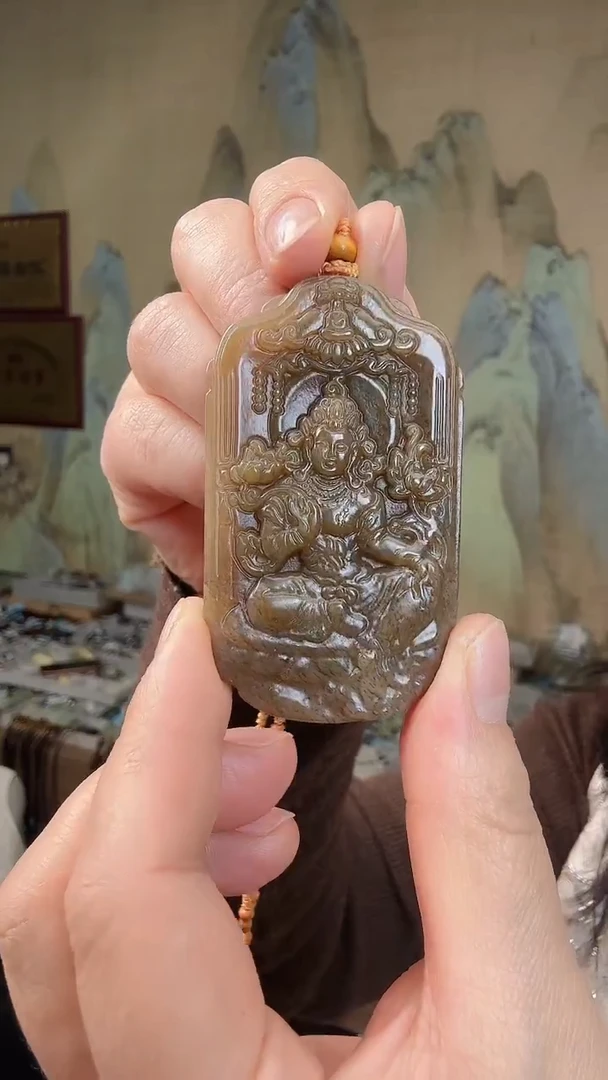 颈饰未镶嵌和田玉.