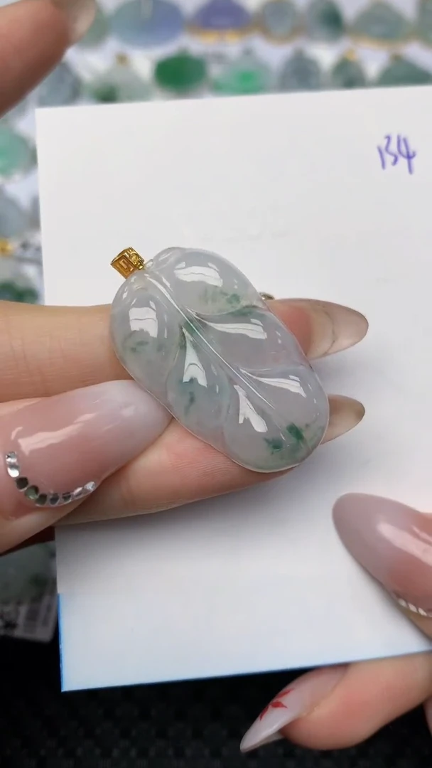 【闪购商品】翡翠颈饰18K金镶嵌天然翡翠a货