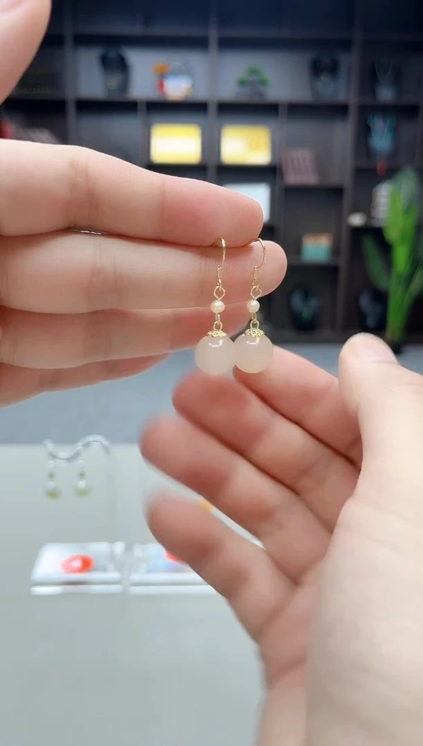 未镶嵌耳饰玛瑙/玉髓218000