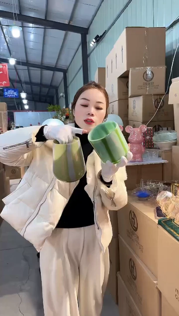 【闪购商品】无铅玻璃悠悠F-花器-81早微瑕