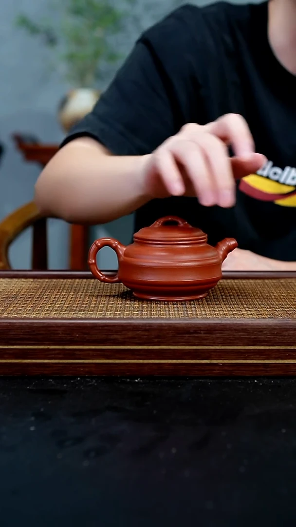 茶壶紫砂ZQ朱双线竹鼓