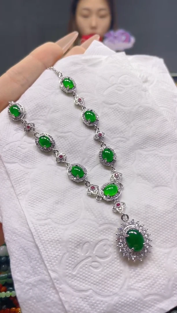 颈饰未镶嵌翡翠多样性择优发货