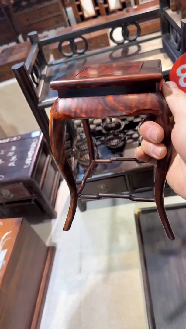 【闪购商品】木红酸枝   小花架  工艺品