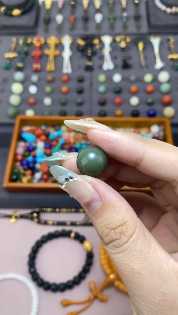 未镶嵌和田玉挂件14mm沙枣青单珠