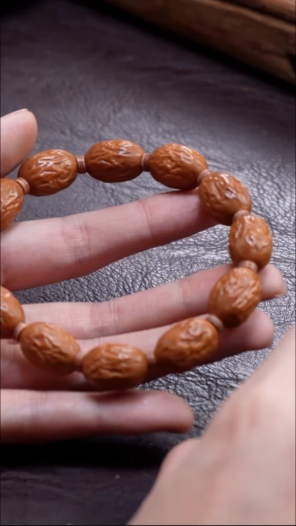 手串/手链橄榄核小奶枣