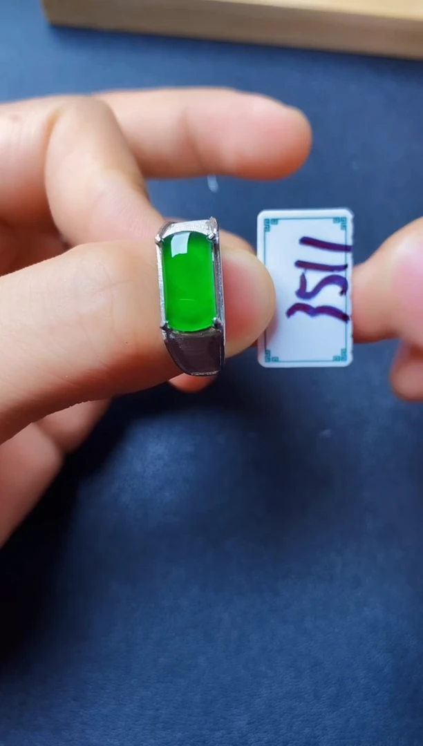银S925镶嵌戒指翡翠22222