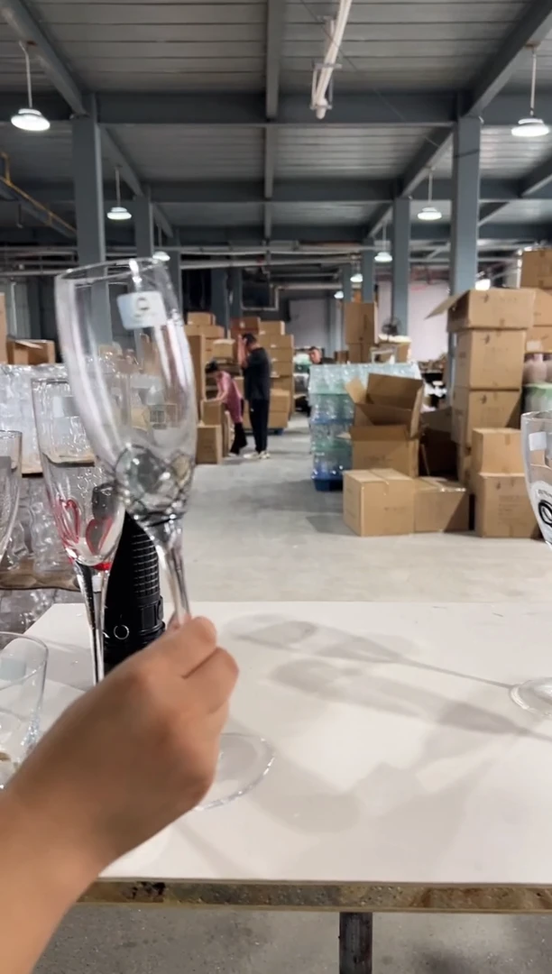 花瓶客厅餐桌插花装饰好物一只