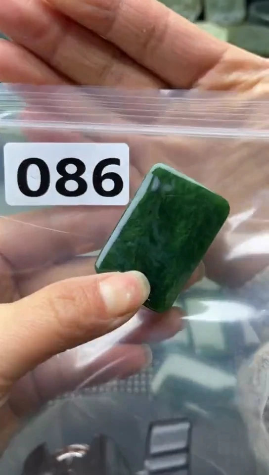 未镶嵌和田玉珠宝半成品牌子