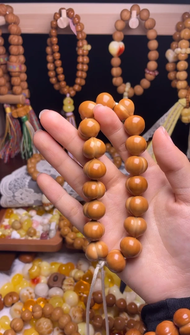 吊坠猴头核桃妮*豆全品原皮泡芙俏色心绿跑环猫爪三通彩粉流苏