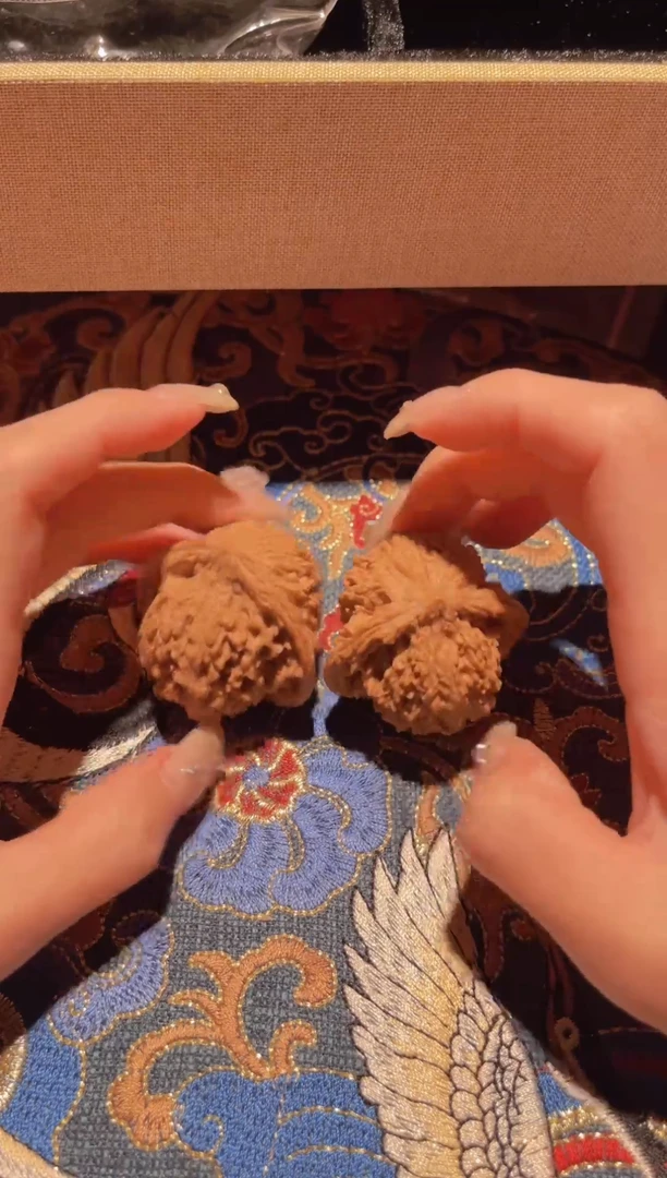 把件文玩核桃037满天星38半