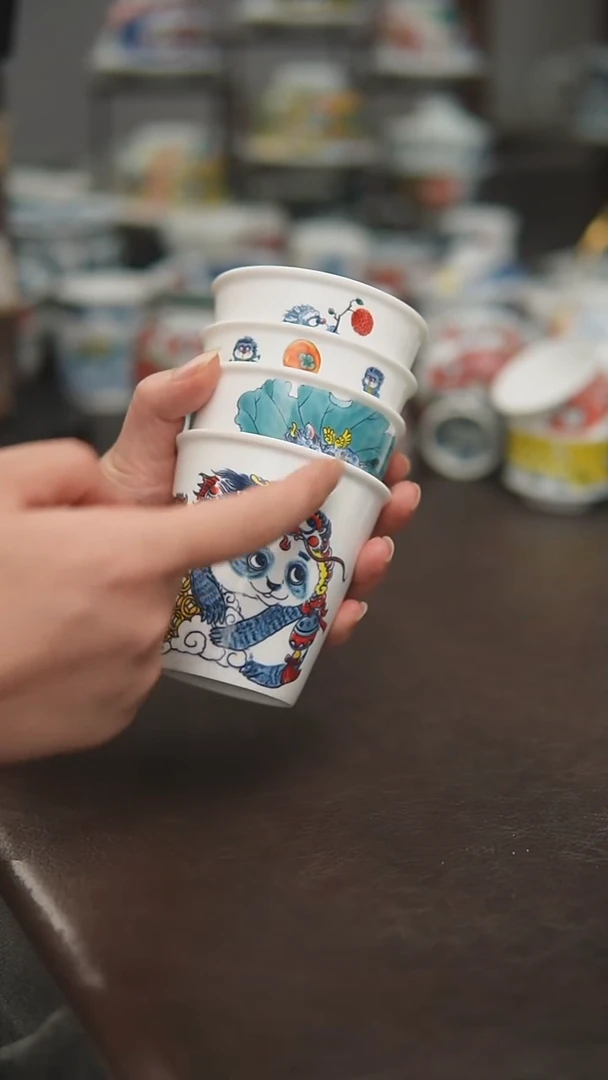 宠粉福利价        四个可乐杯