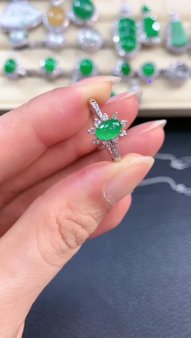 【闪购商品】翡翠戒指18K金镶嵌b25多样性一件发货