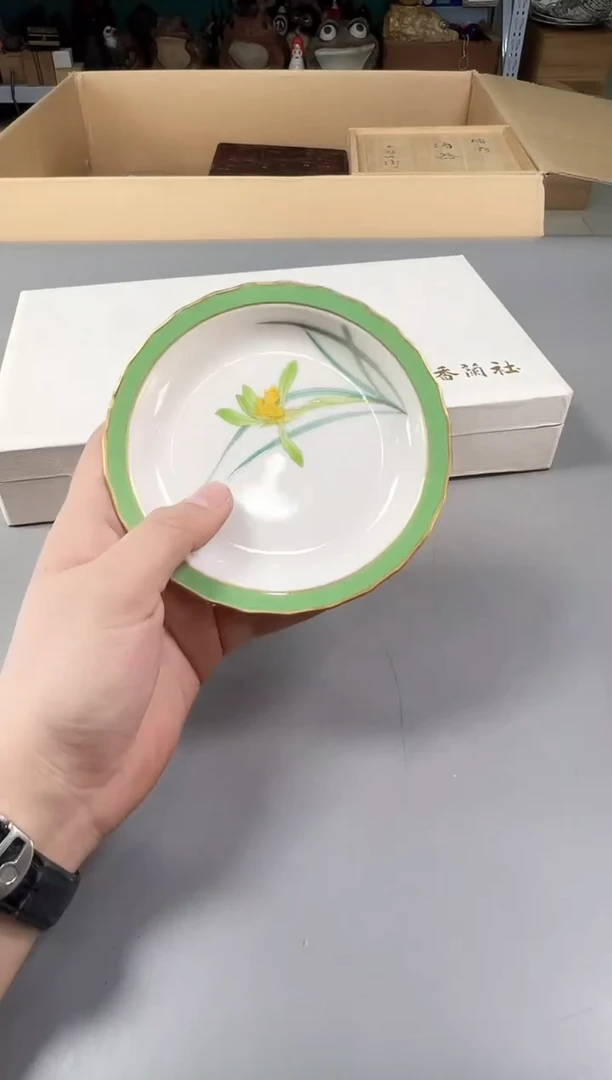 瓷片青**惠712中古产品，默认微瑕，谨慎参拍