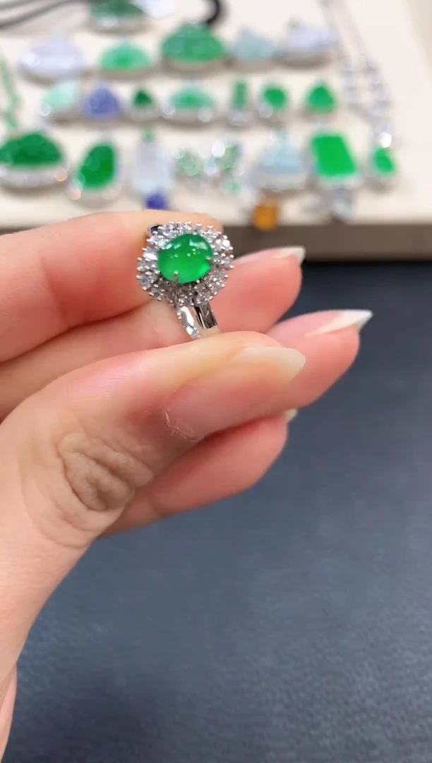 【闪购商品】翡翠戒指18K金镶嵌b51