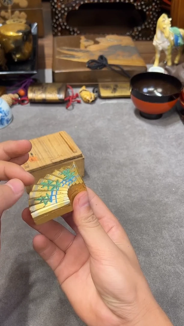 香盒 （作家器）111