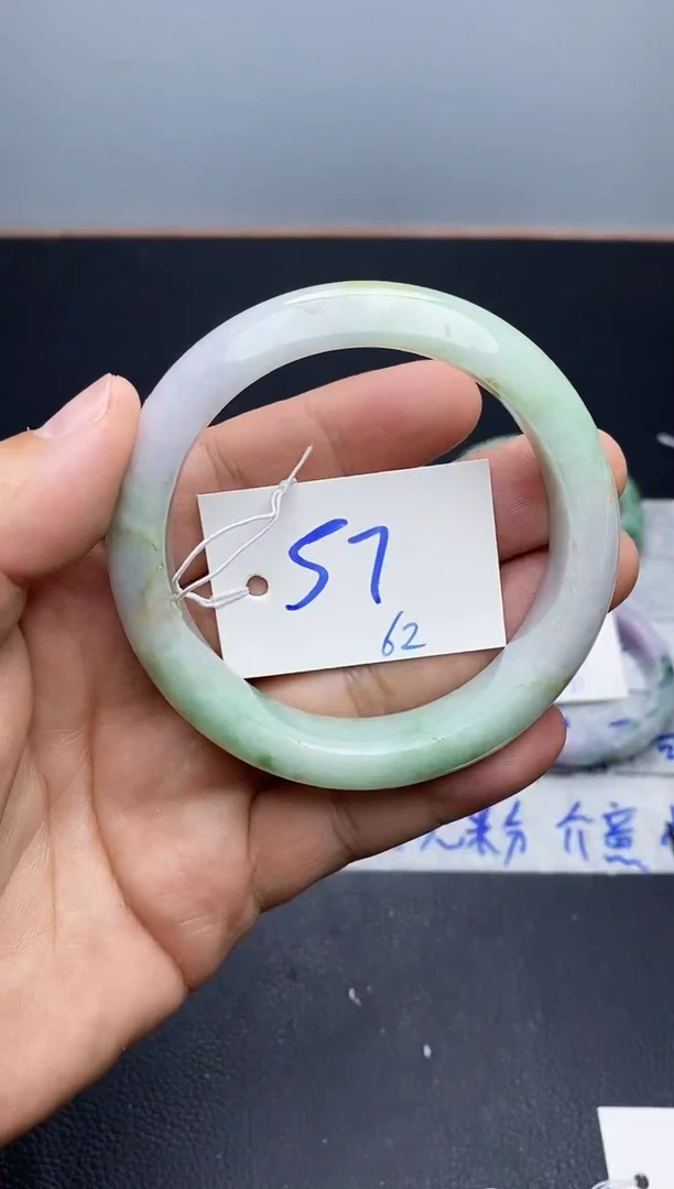 未镶嵌手镯翡翠62