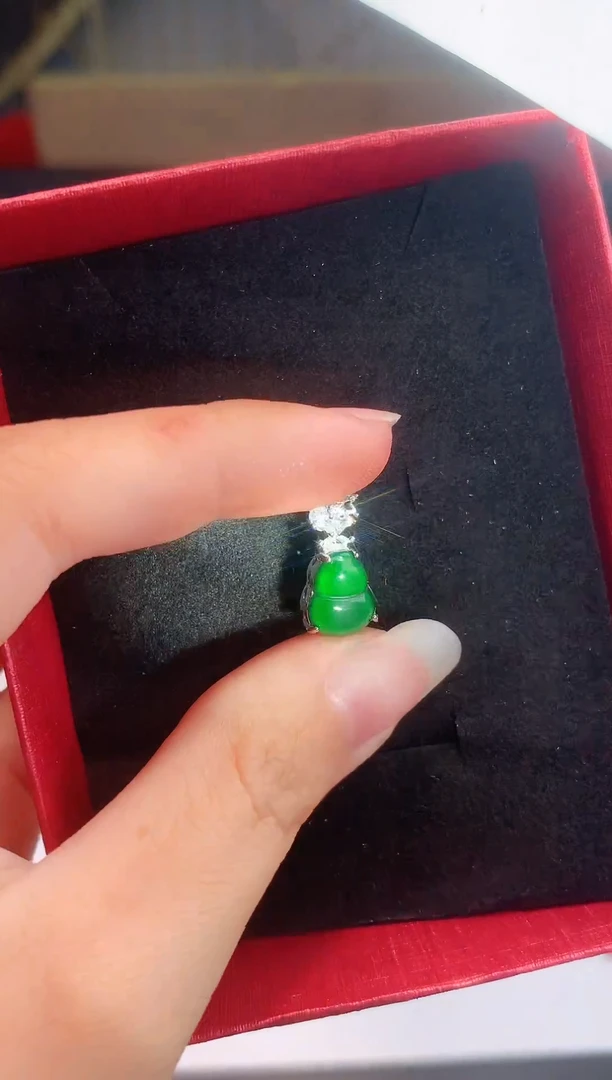 颈饰未镶嵌翡翠0芹0翡翠珠宝714