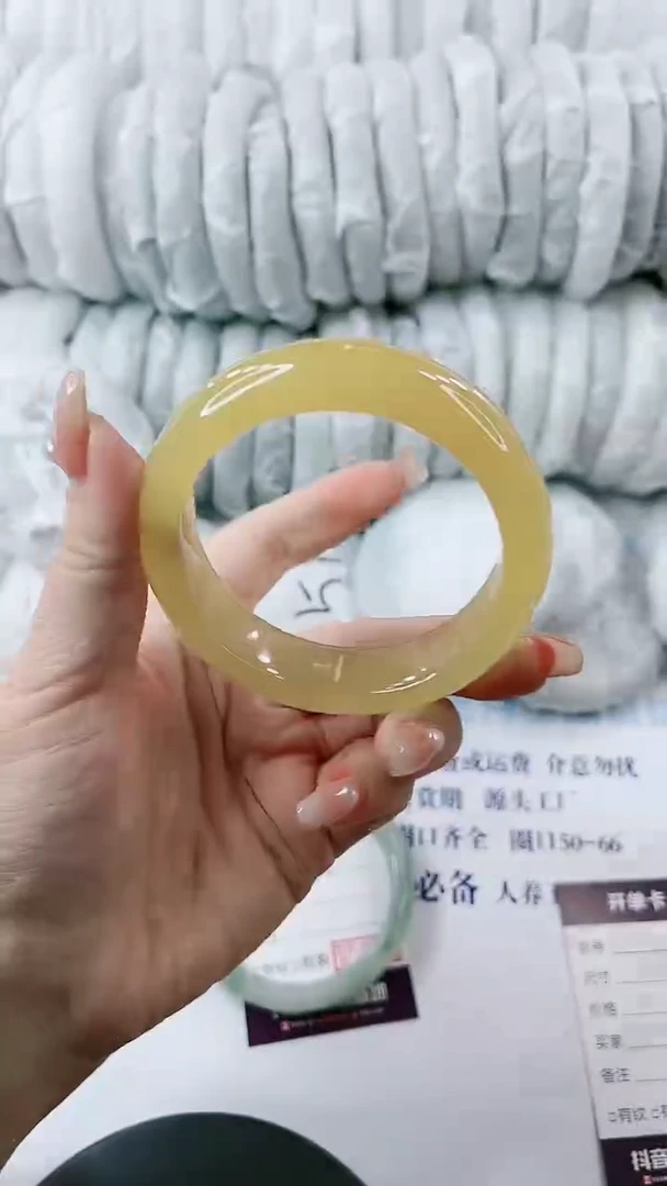 【闪购商品】石英质玉手镯未镶嵌0464731958-多样性发货