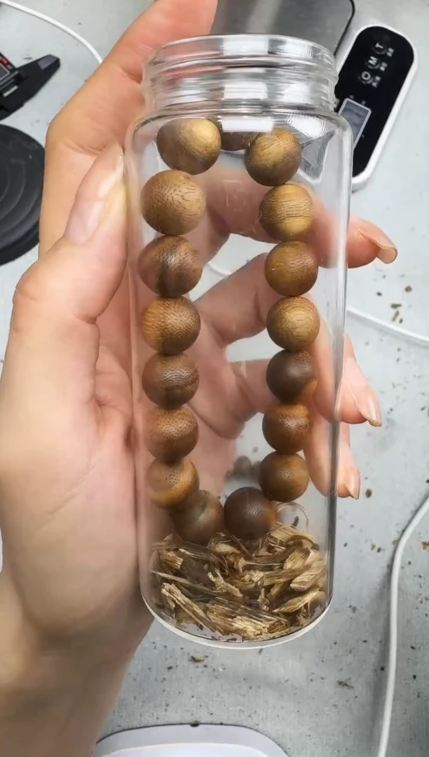 沉香沉香碎屑1.4黄油格圆静静沉香甄选多样性发一