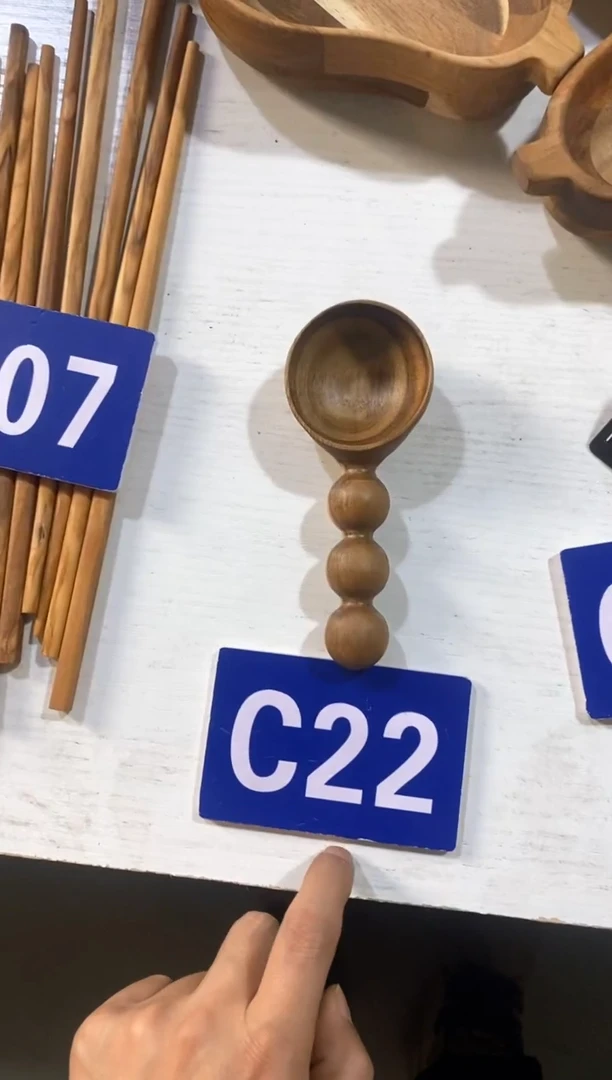 【闪购商品】木2025/2/17  C22