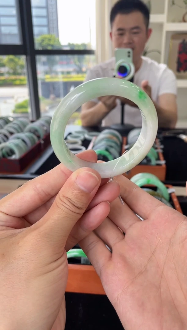 翡翠手镯未镶嵌翡翠手镯55圈
