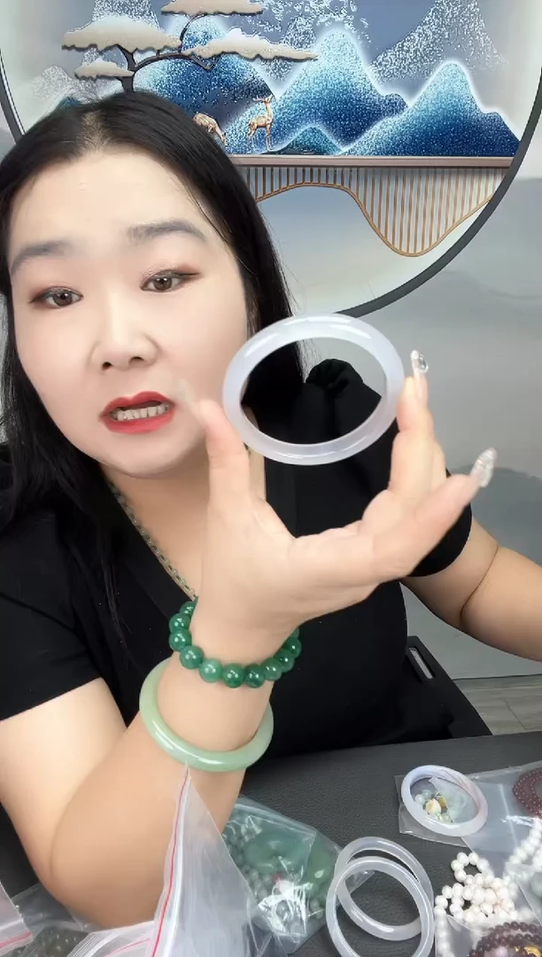 玛瑙/玉髓玉髓白月光镯子未镶嵌玉髓白月光镯子6263
