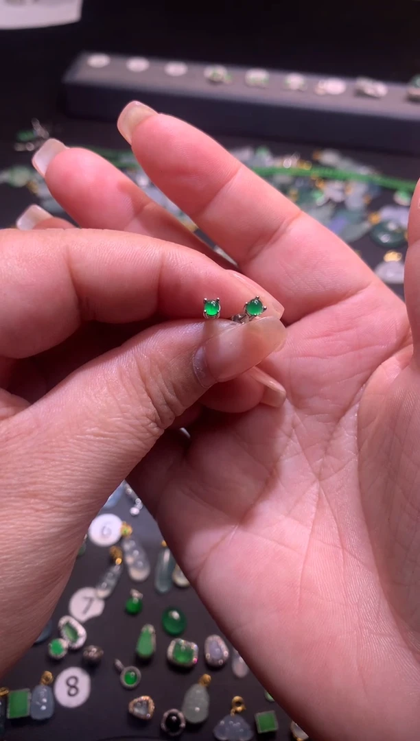 【闪购商品】翡翠吊坠(不含链)银S925镶嵌1