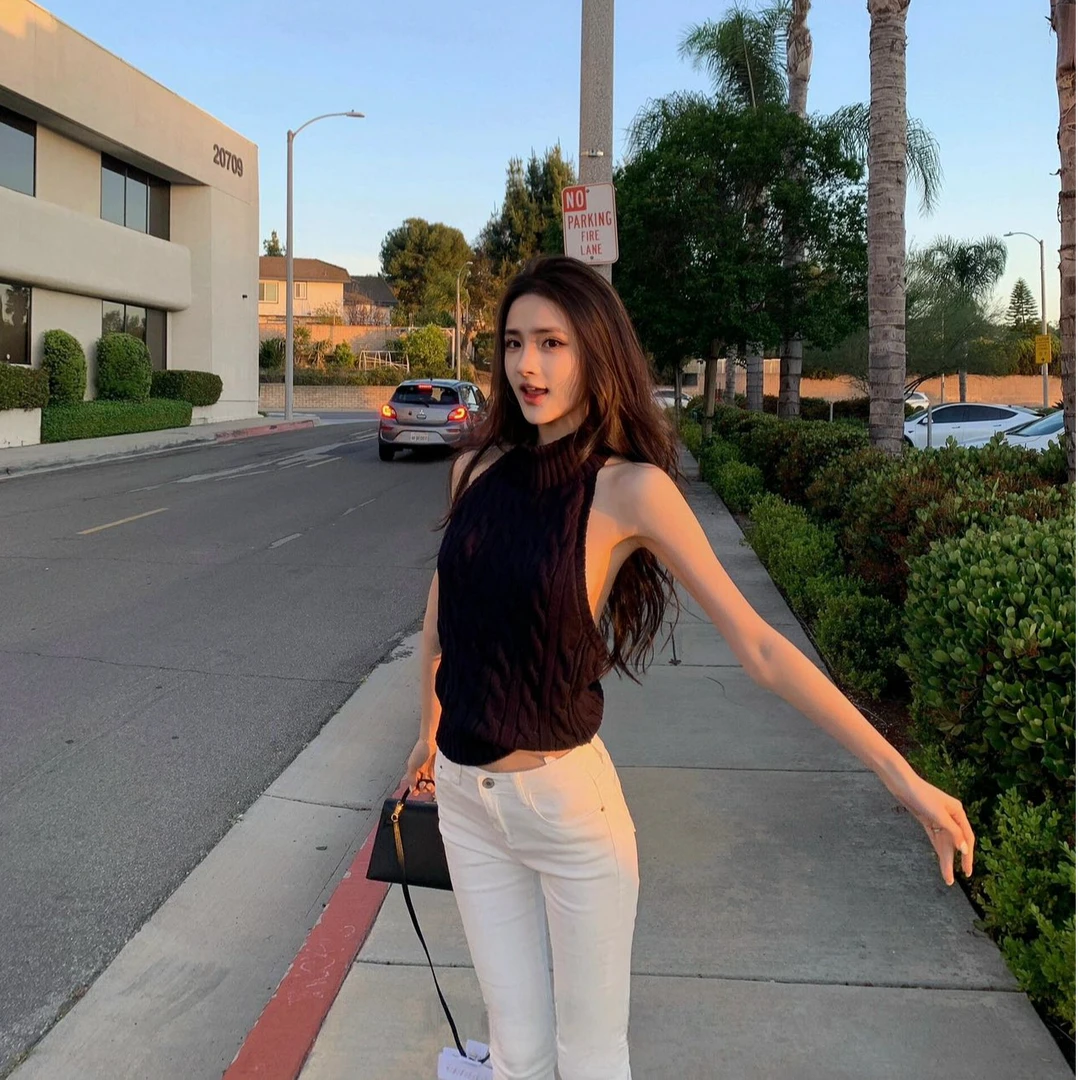 辣妹黑色露背无袖针织挂脖吊带女春季2026新款修身上衣紧身长裤