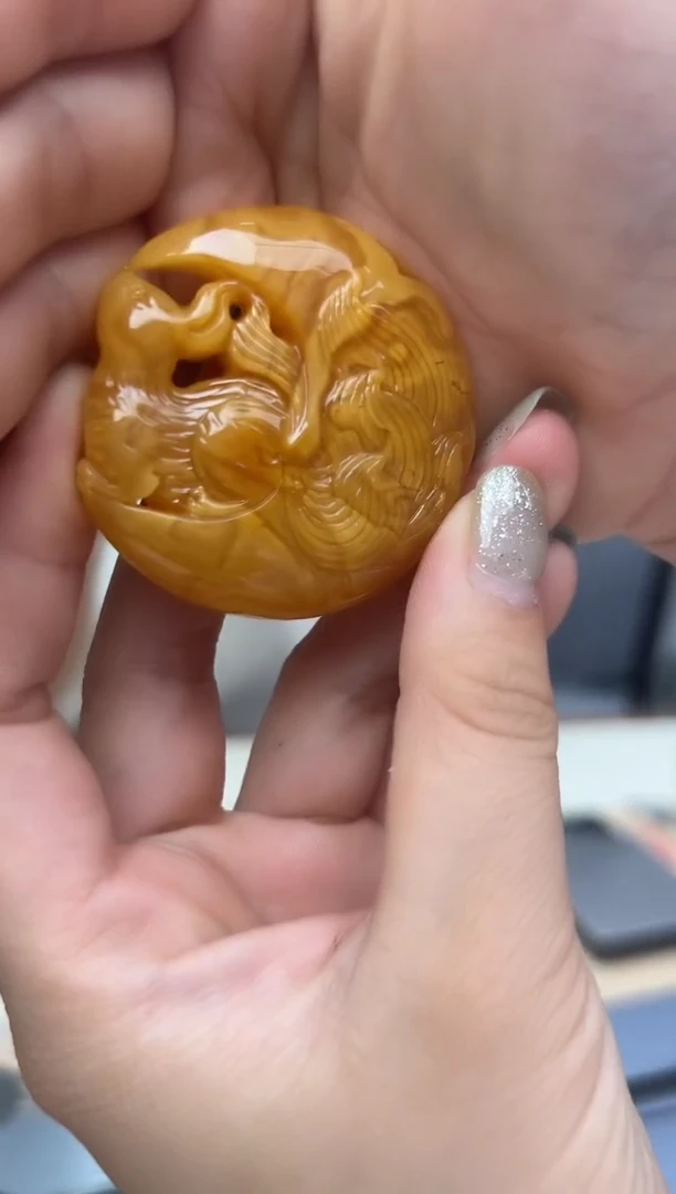 未镶嵌蜜蜡裸石蜜蜡吊坠