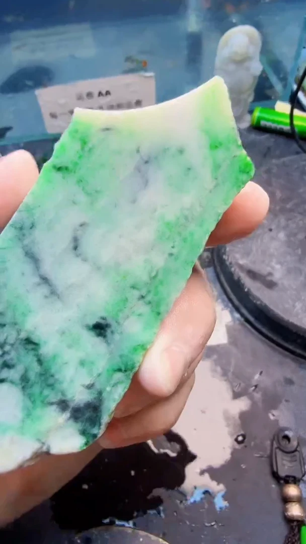 翡翠挂件未镶嵌天然翡翠174