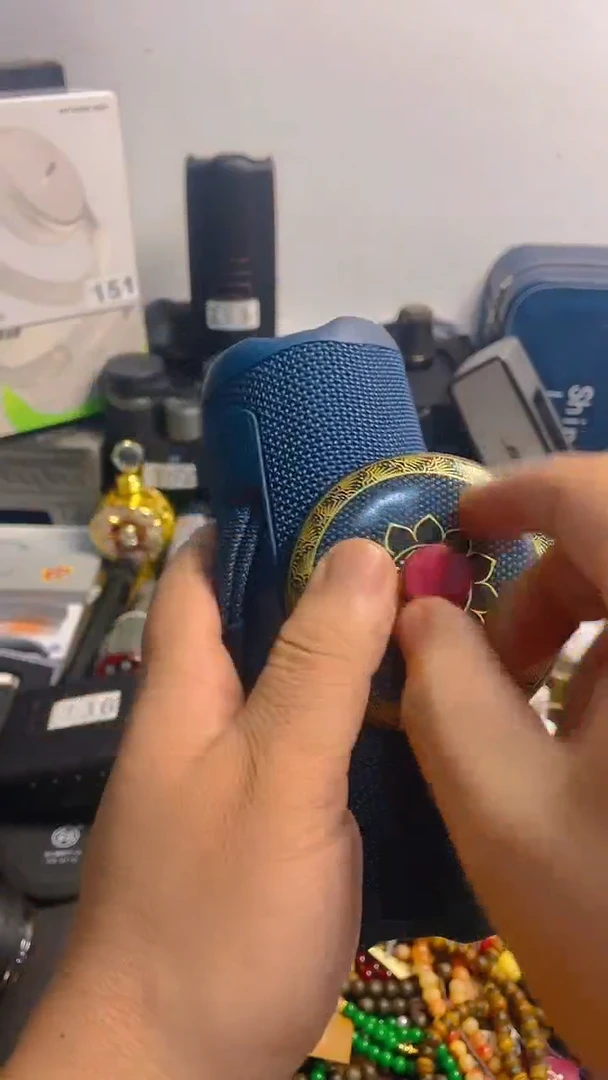 瓷片闪购商品 如图所示