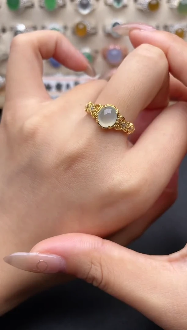 【闪购商品】翡翠戒指银S925镶嵌一物一证一礼盒