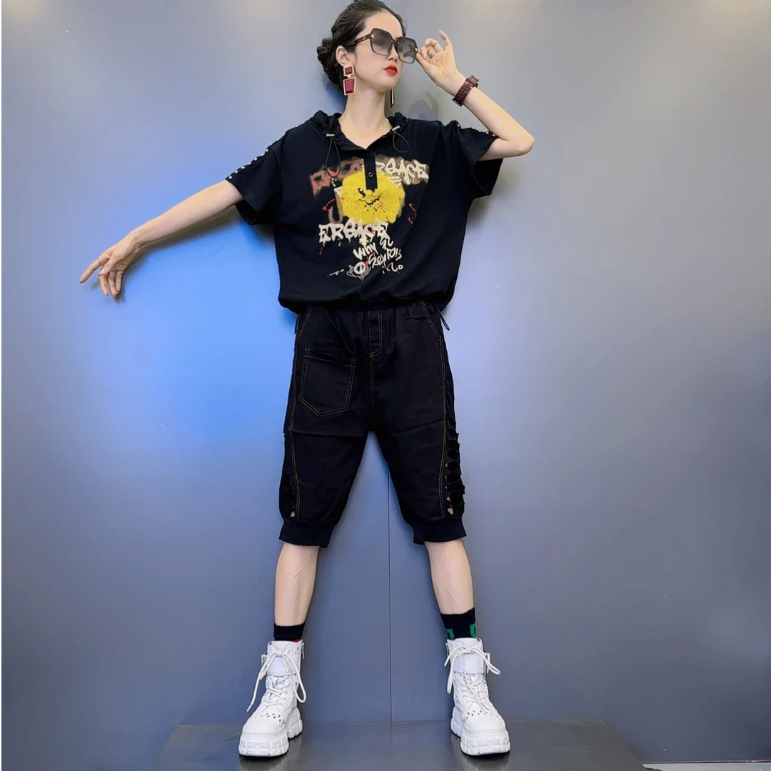 KL-6夏款连帽铆钉袖边印花短袖-字母印花设计款镂空七分裤