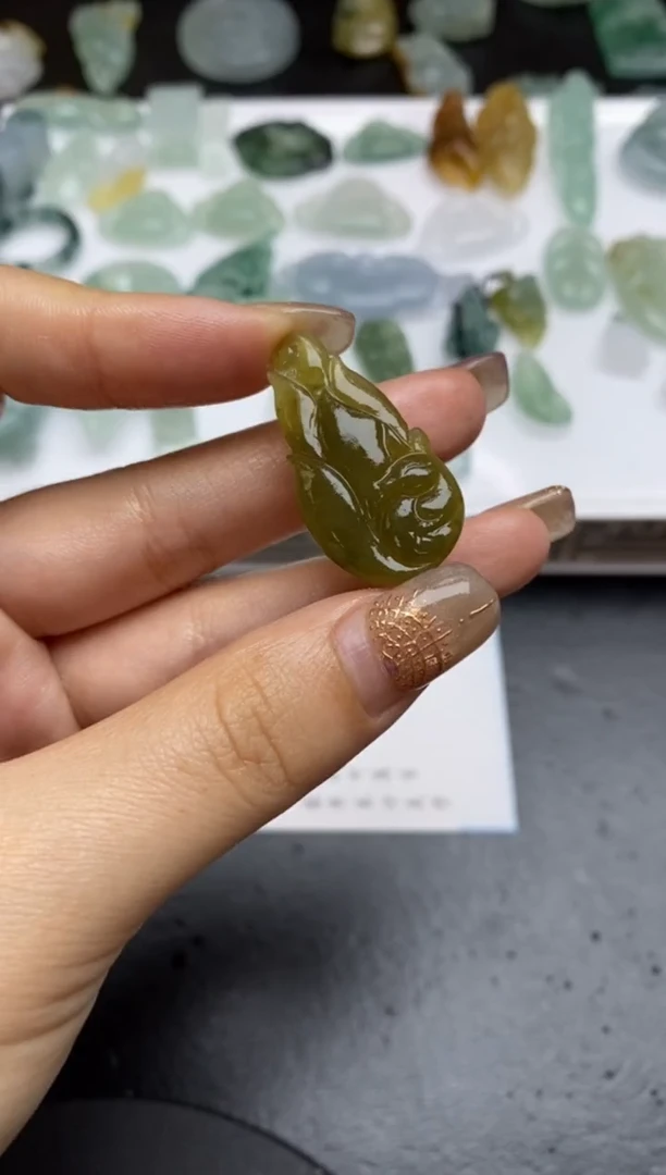 【闪购商品】定制翡翠未镶嵌翡翠毛货~